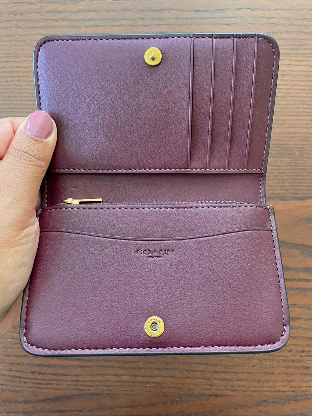 Coach Essential Slim Card Case in Merlot - NWT - Compact Burgundy Wallet CR990 - Picture 3 of 9
